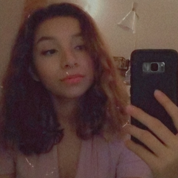 Meet your Posher, Amethyst - Picture 1 of 1